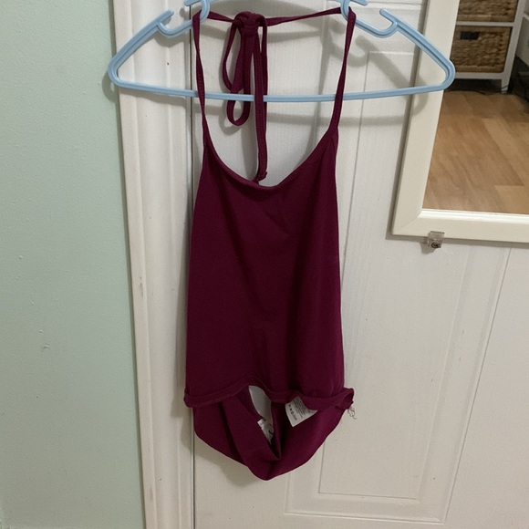 Purple halter top - Picture 2 of 2